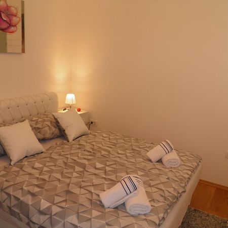 Apartments Perla Dinjiska ภายนอก รูปภาพ