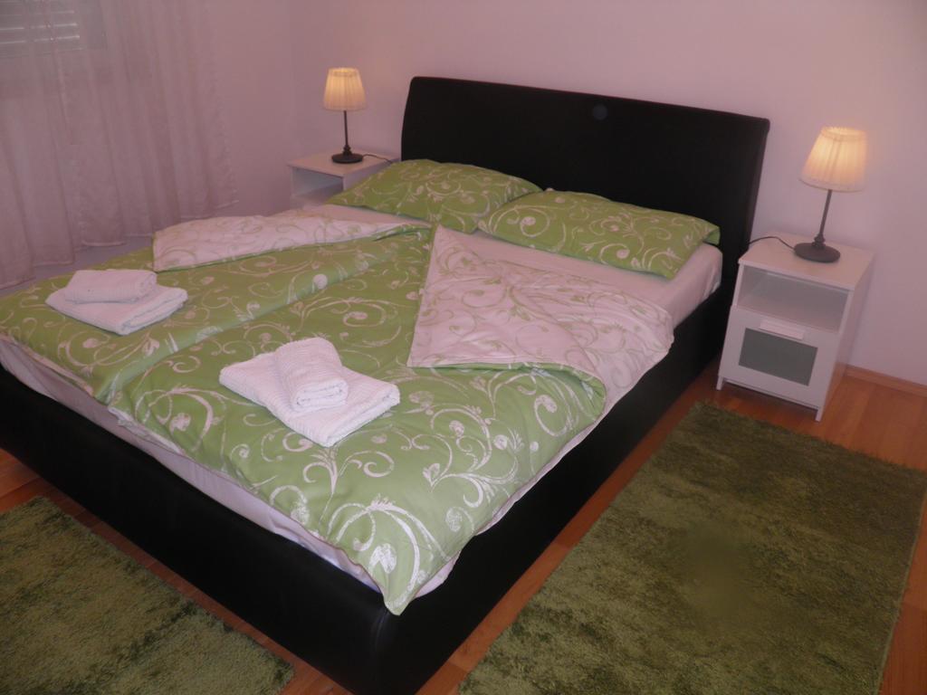 Apartments Perla Dinjiska ภายนอก รูปภาพ