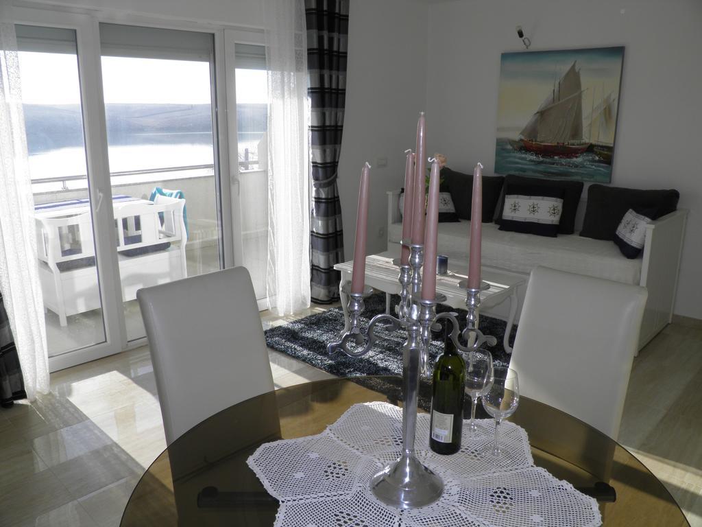 Apartments Perla Dinjiska ภายนอก รูปภาพ